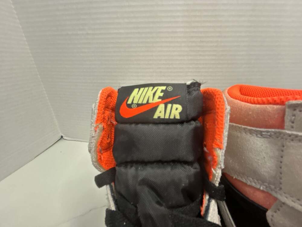 Nike Air Jordan 1 High OG Neutral Grey Hyper Crimson Size 13 - Picture 10 of 10
